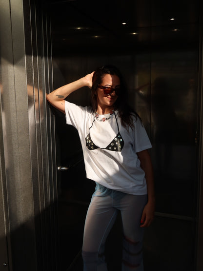 Surreal T-shirt by Bahama Mama with the Nacar printed bikini top, photographed in low evening light