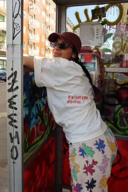 Back view Limited Edition CR T-shirt cream oversized graphic tee street style graffiti wall - Corazon Roto