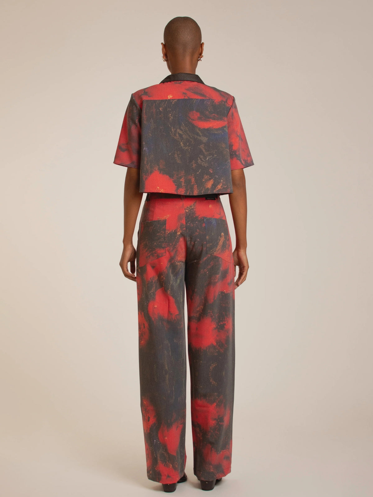 Back view of the Macondia Red Roses printed shirt and straight-leg trousers