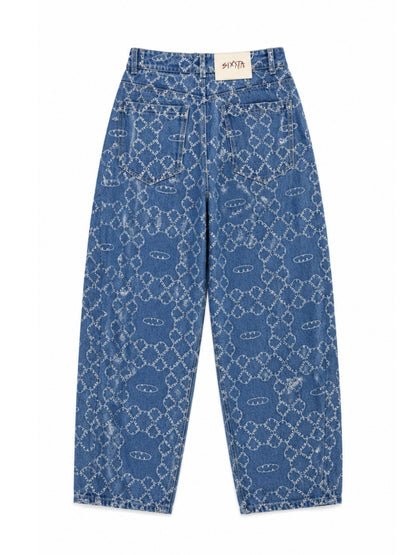 Product shot of the Panes Huevito Jeans by SIXXTA showing the waistband and label
